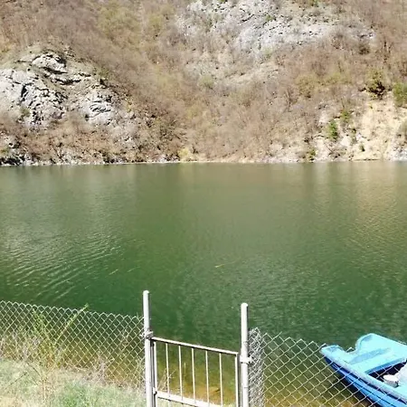 Didi Eco Villas 데빈